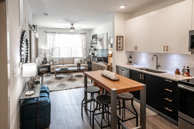 Open Concept Layouts - Park 35 on Clairmont Apartments