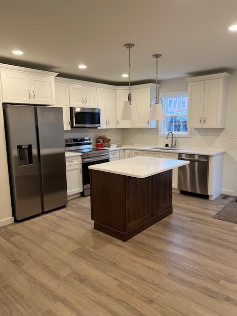 Building Photo - 213 W 2nd St