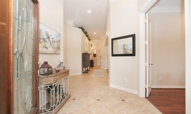 Building Photo - 1525 Briar Bend Dr