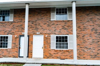 Building Photo - 3120 E Governor John Sevier Hwy