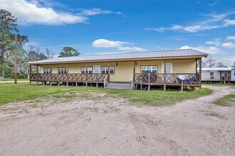 Building Photo - 10821 Highway 150 Unit 15