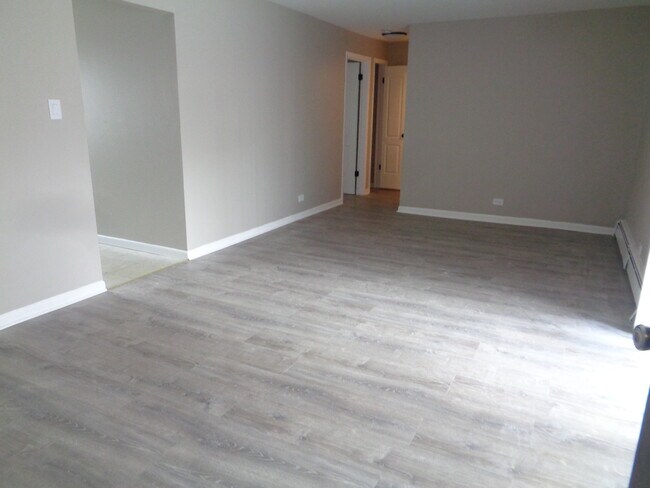 Foto del edificio - 7323 W 79th St