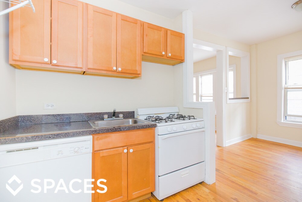 Foto principal - 624 W Barry Ave