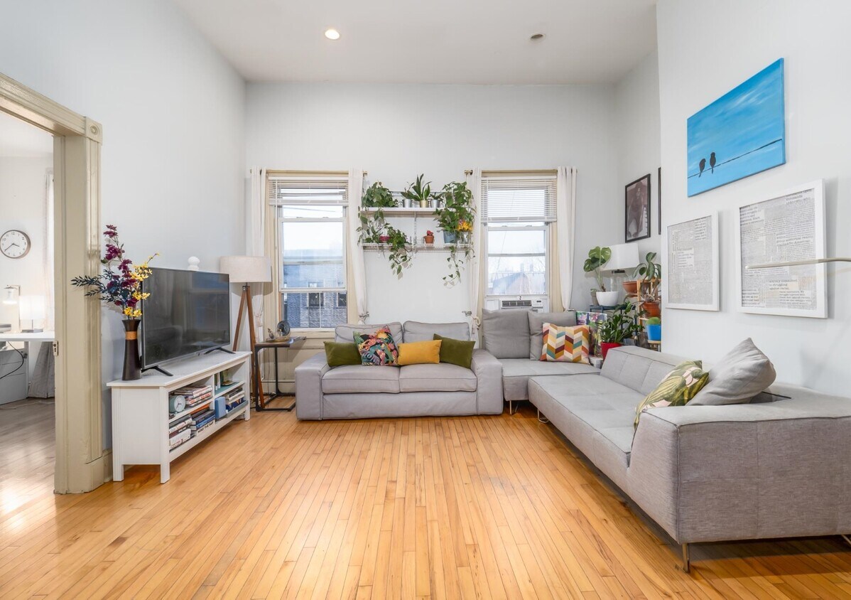 Foto principal - 225 Pine St