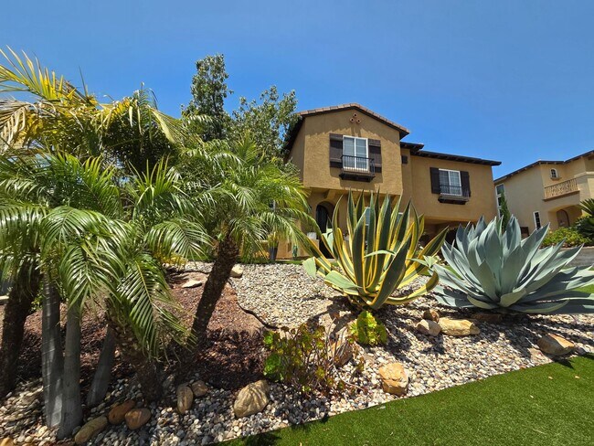 Building Photo - Large 4 Bedroom Home in Rolling Hills Ranch!