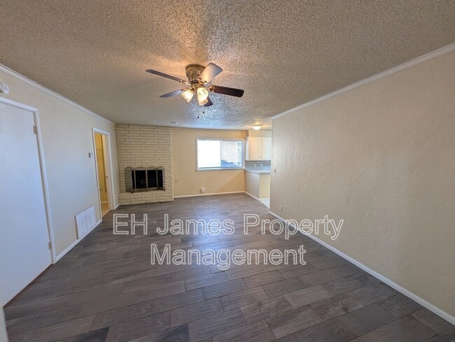 Foto del edificio - 3209 S 88th E Ave