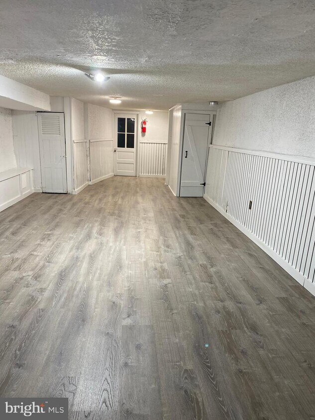 Foto principal - 5256 Cedar Ave