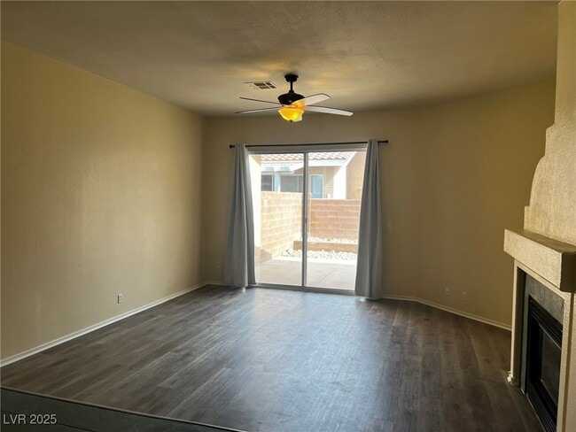 Building Photo - 2854 Red Rooster Ct