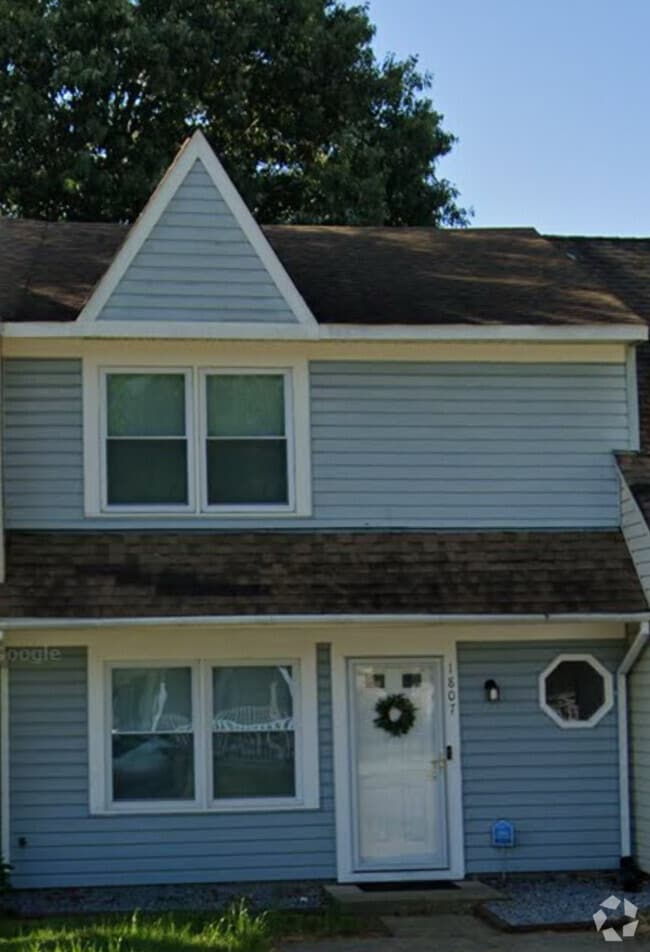 Building Photo - 1807 Carrollwood Cmn