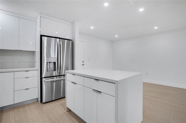Foto del edificio - 4670 W 13th Ln