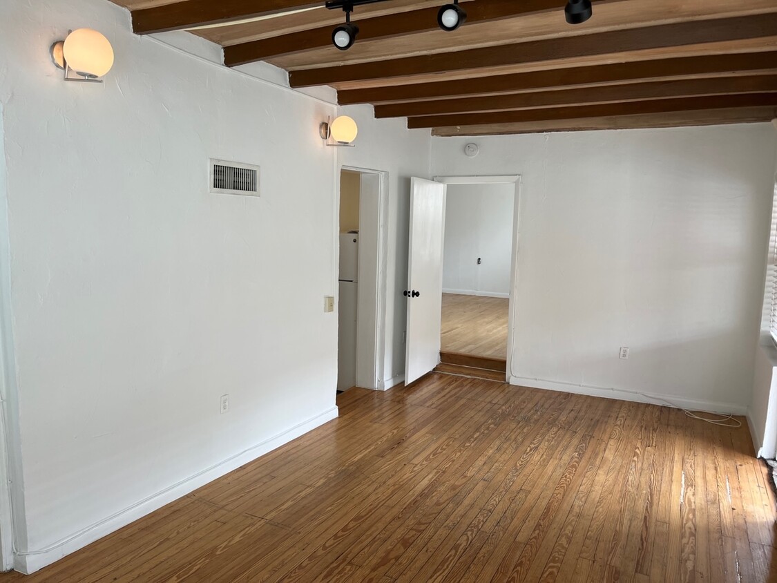 Foto principal - 235 9th St