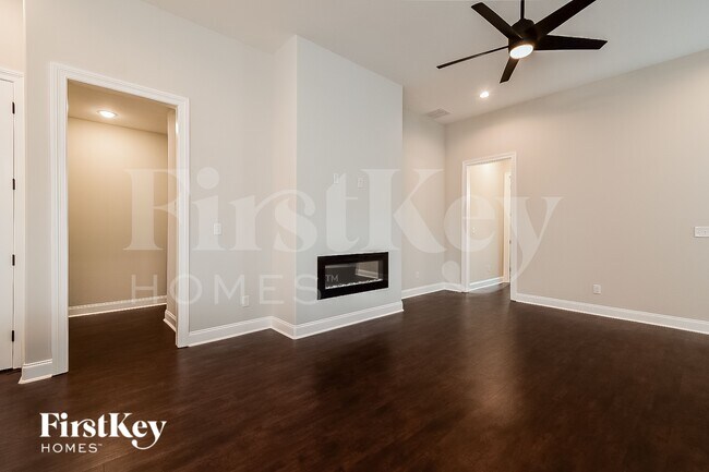 Foto del edificio - 7432 Appling Rain Dr