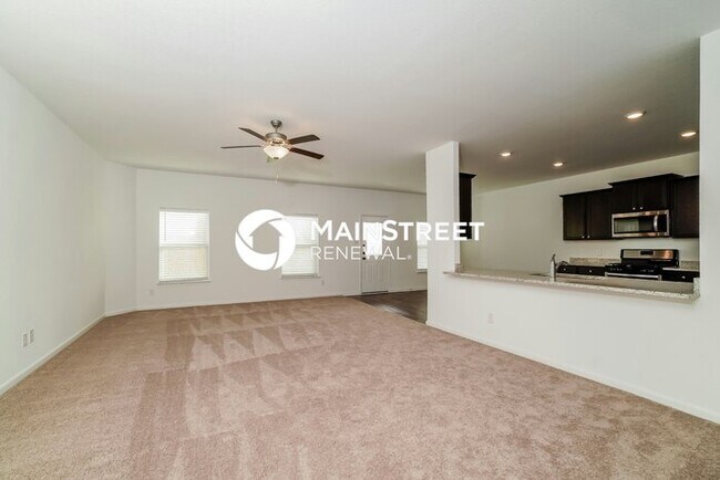 Foto del edificio - 4 Bedroom Pet-Friendly Home in New Braunfe...