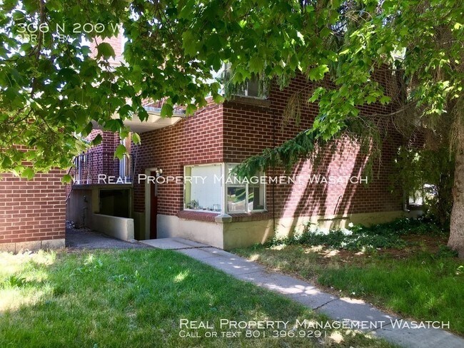 Building Photo - Salt Lake City Duplex