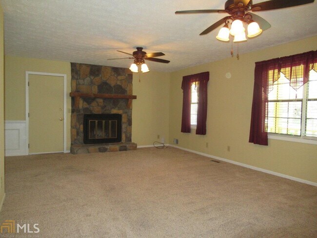 Building Photo - 218 Mill Ridge Ct
