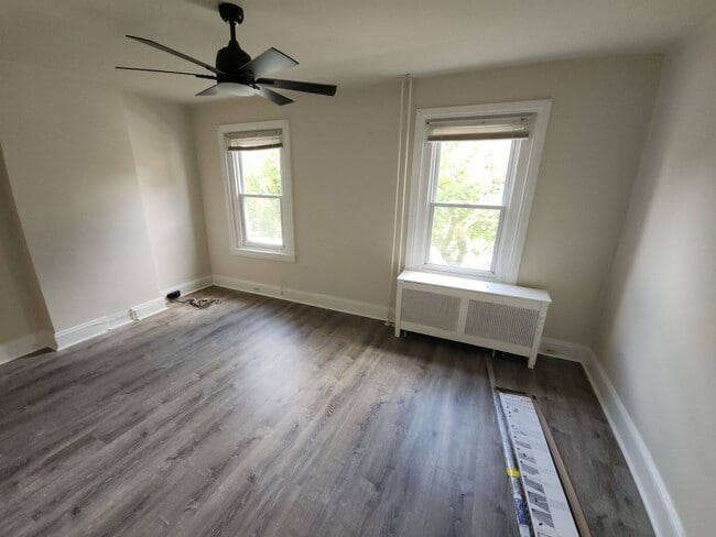 Photo - 109 W 4th Ave Apartment