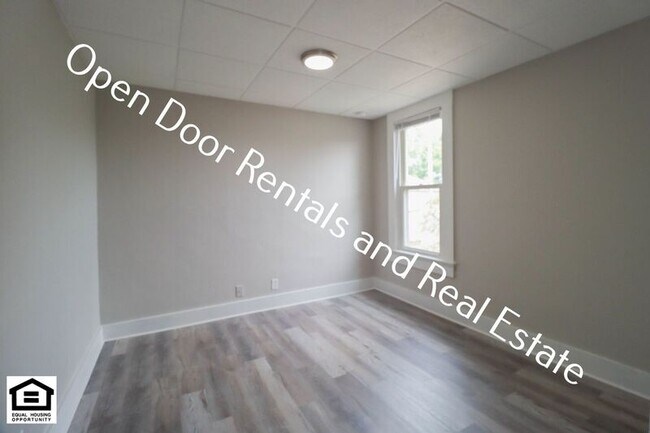 Foto del edificio - 1918 Riedmiller Ave