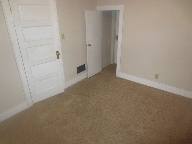 Foto del edificio - 715 N Brookfield St, South Bend, IN 46628