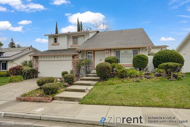 Building Photo - 4 br, 2.5 bath House - 7442 Aspen Court, P...