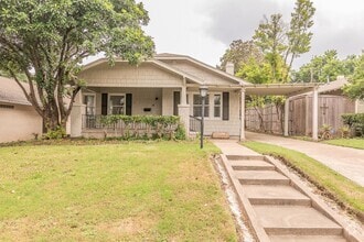 Building Photo - 5313 Collinwood Ave