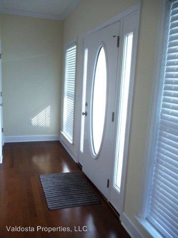 Building Photo - 3 br, 2 bath House - 4224 Broughton Street