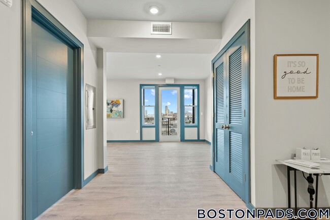 Building Photo - 1258 Massachusetts Ave