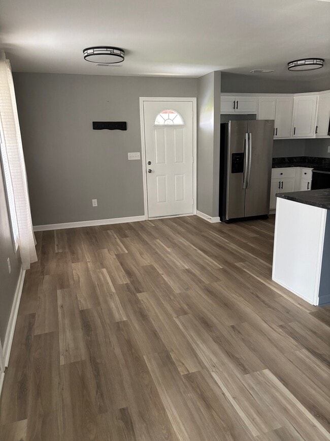 Foto del edificio - 332 W Edmonds St