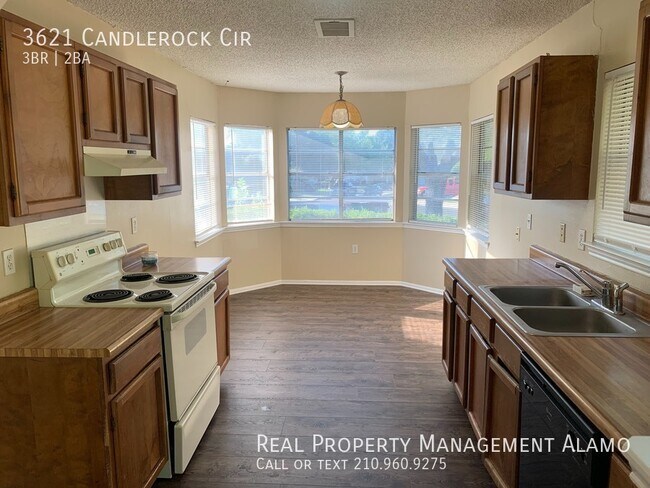 Building Photo - 3621 Candlerock Cir