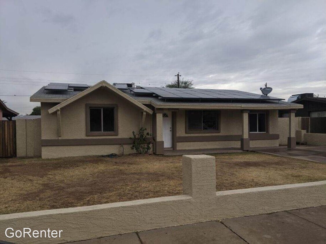 Foto principal - 3 br, 2 bath House - 2532 N 47th Dr
