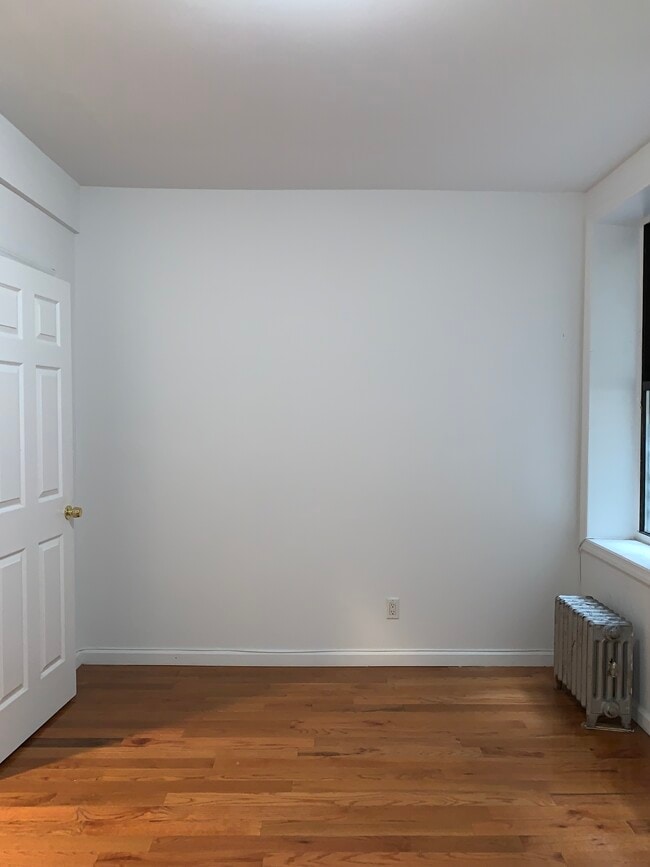 Building Photo - 112 W 138th St