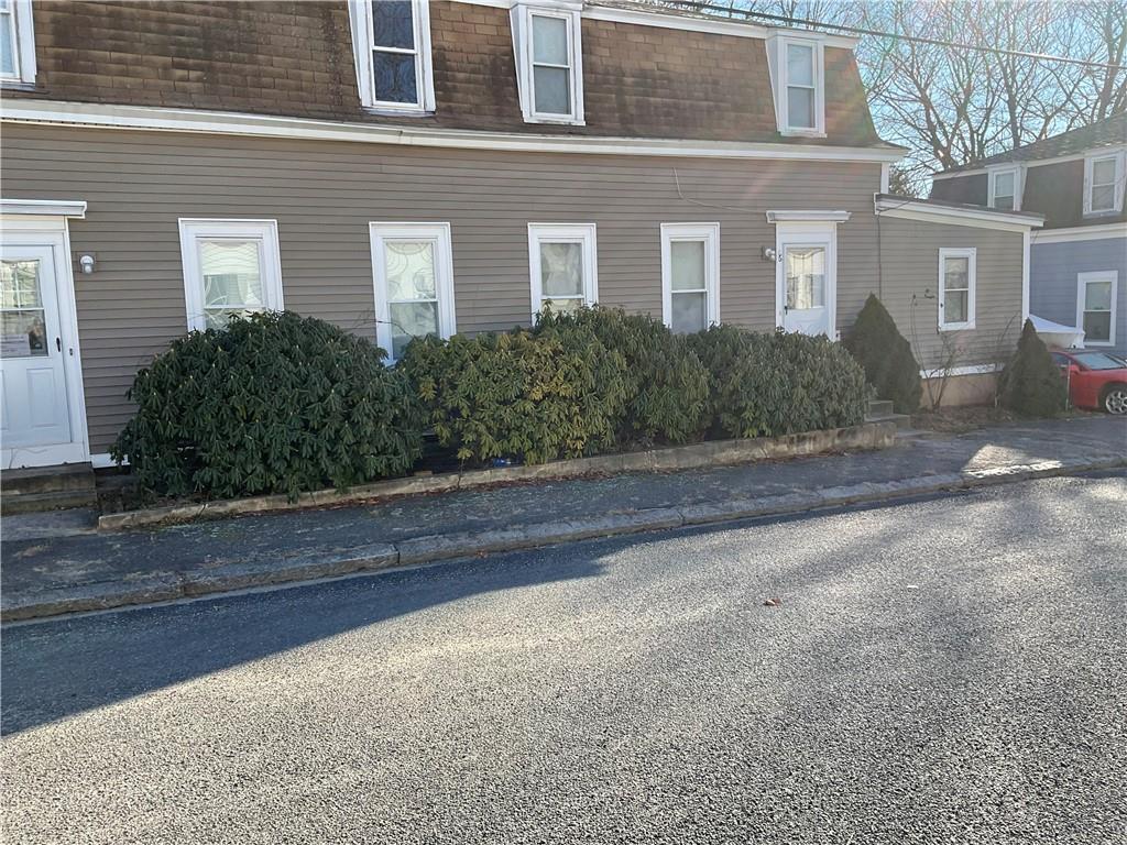16 Mill St, Scituate, RI 02831 Room for Rent in Scituate, RI