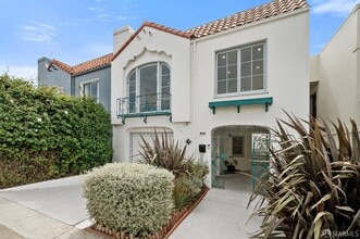 Building Photo - 475 Justin Dr