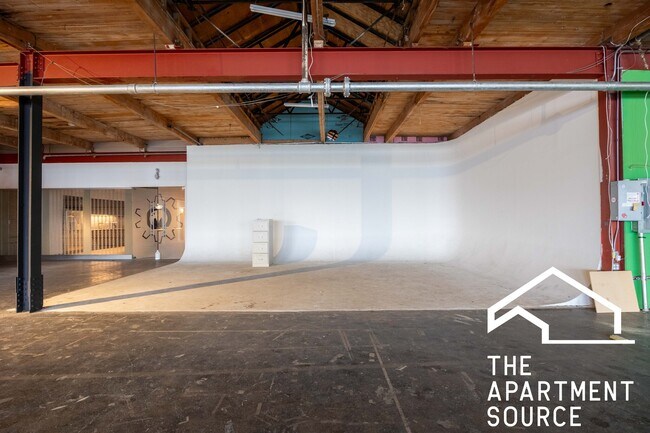 Foto del edificio - 3134 W Carroll Ave