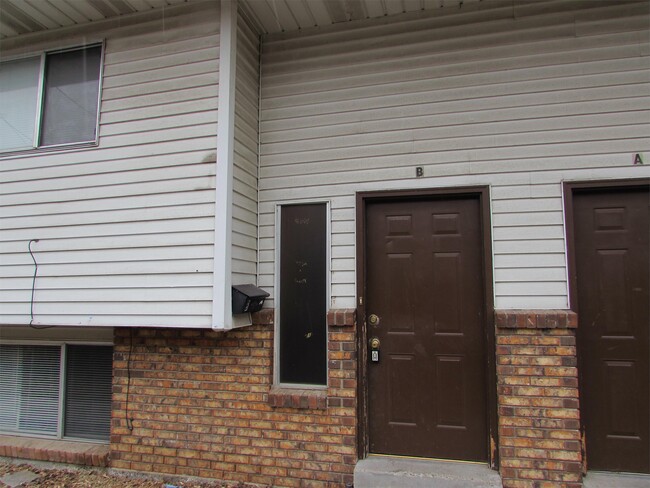 Building Photo - 514 Colorado St W