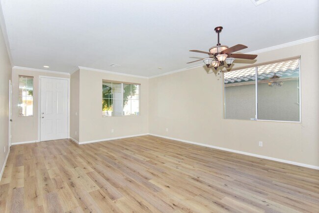 Foto del edificio - Gorgeous 3-Bedroom Home with A Private Pool.