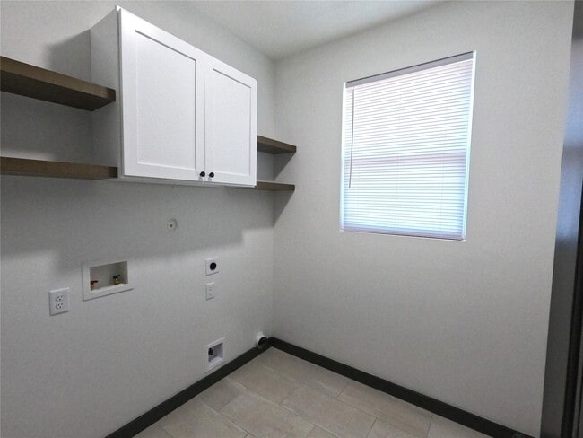 Building Photo - 5334 Rapido Rd