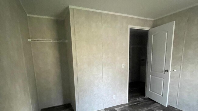 Foto del edificio - 1019 W Main St