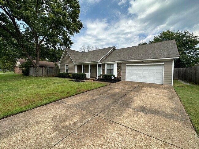 Building Photo - 7332 Isherwood - Available Now!