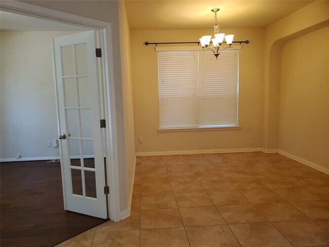 Building Photo - 11520 Cherisse Dr
