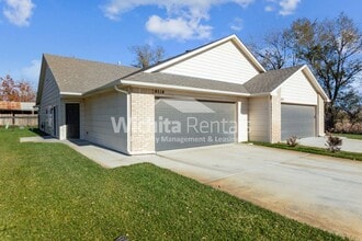 Building Photo - 4514-4514 N Sandplum St