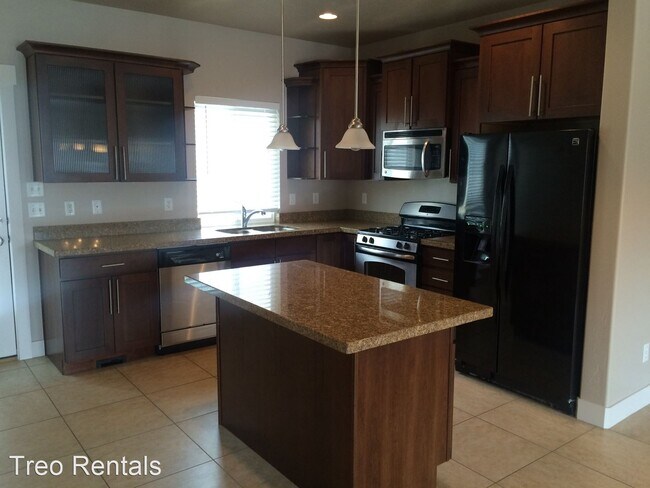 Building Photo - 4 br, 2.5 bath House - 1085 Quarry View Way