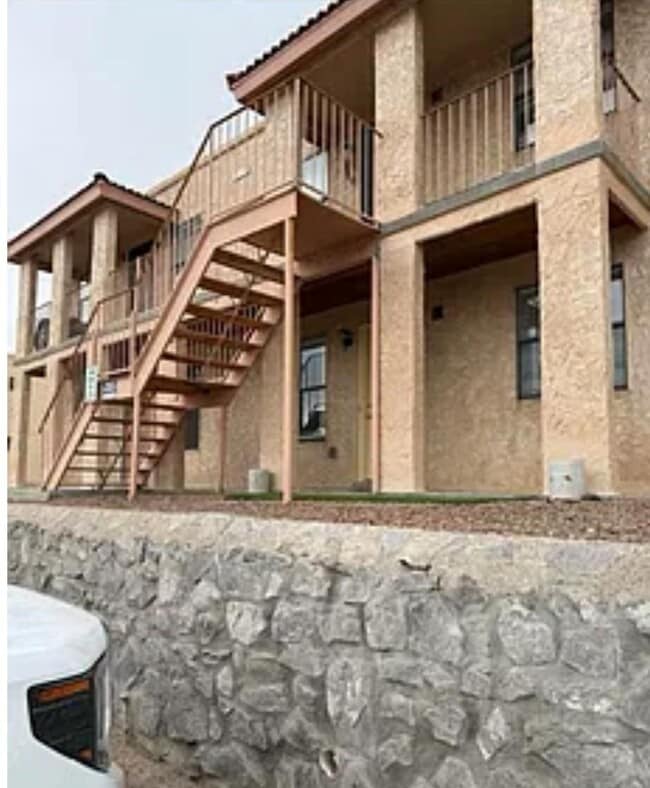 Building Photo - 2190 Bex St