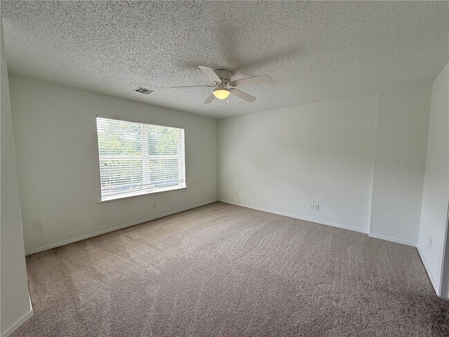 Foto del edificio - 18033 Broadview Dr