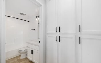Interior Photo - 132 Clark Dr