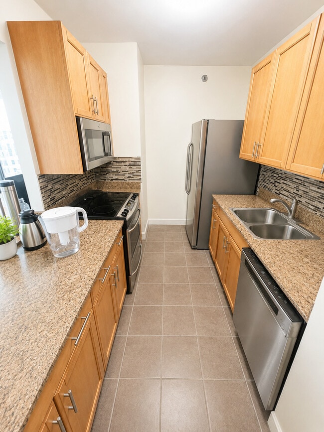 Building Photo - 400 N La Salle Dr