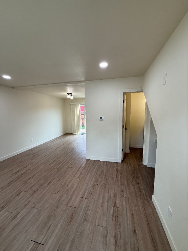 Building Photo - 1618 Banyan Dr