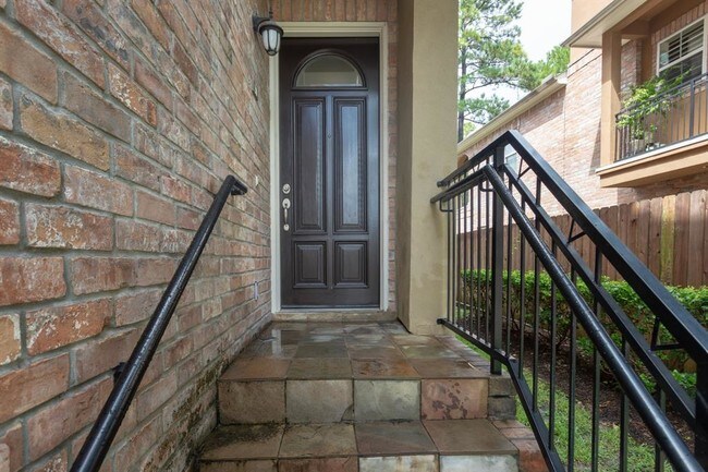 Building Photo - 20 Versante Ct
