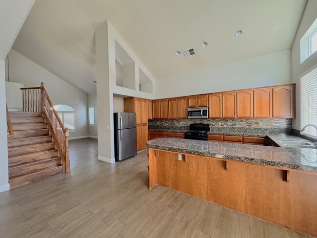 Foto del edificio - 4629 Stern Dr