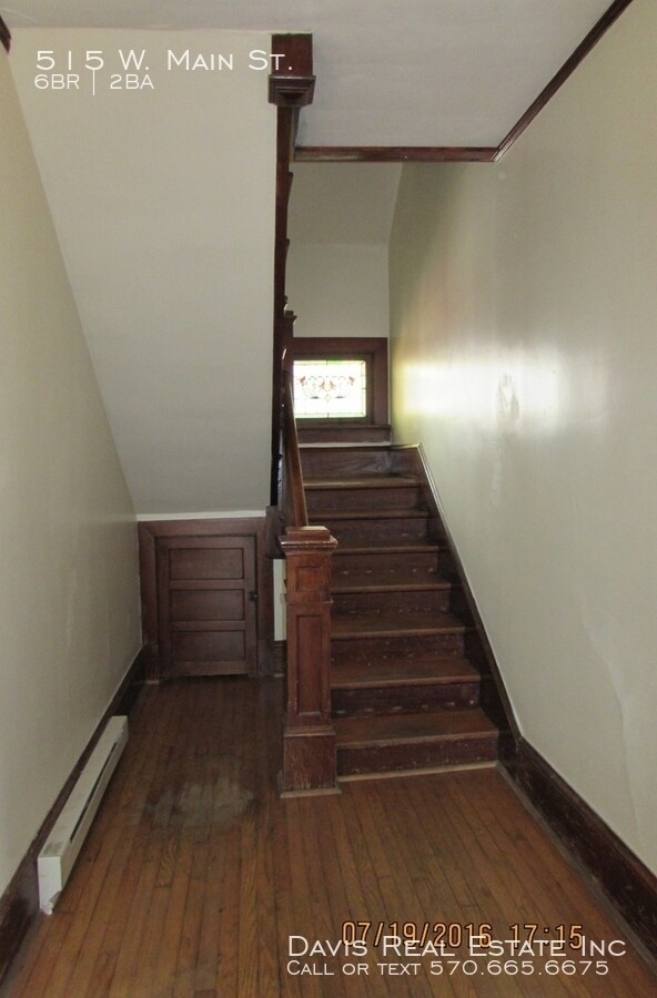 Foto del edificio - 6 Bedroom, 2 Bath Unit, close to campus!