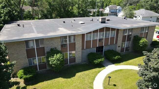 Building Photo - Silfer Street Apartments